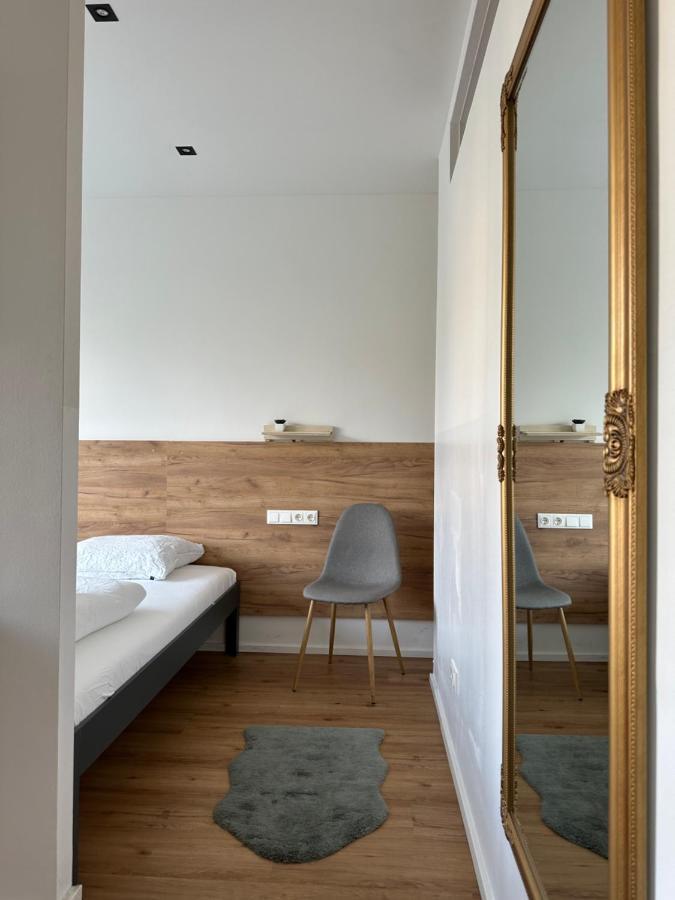 Lion'S Rooms N Apartments Вена Экстерьер фото
