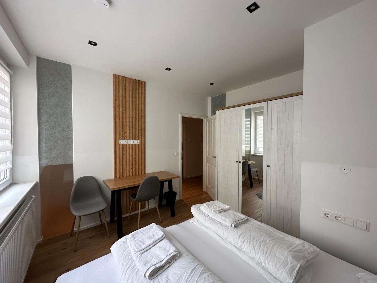 Lion'S Rooms N Apartments Вена Экстерьер фото